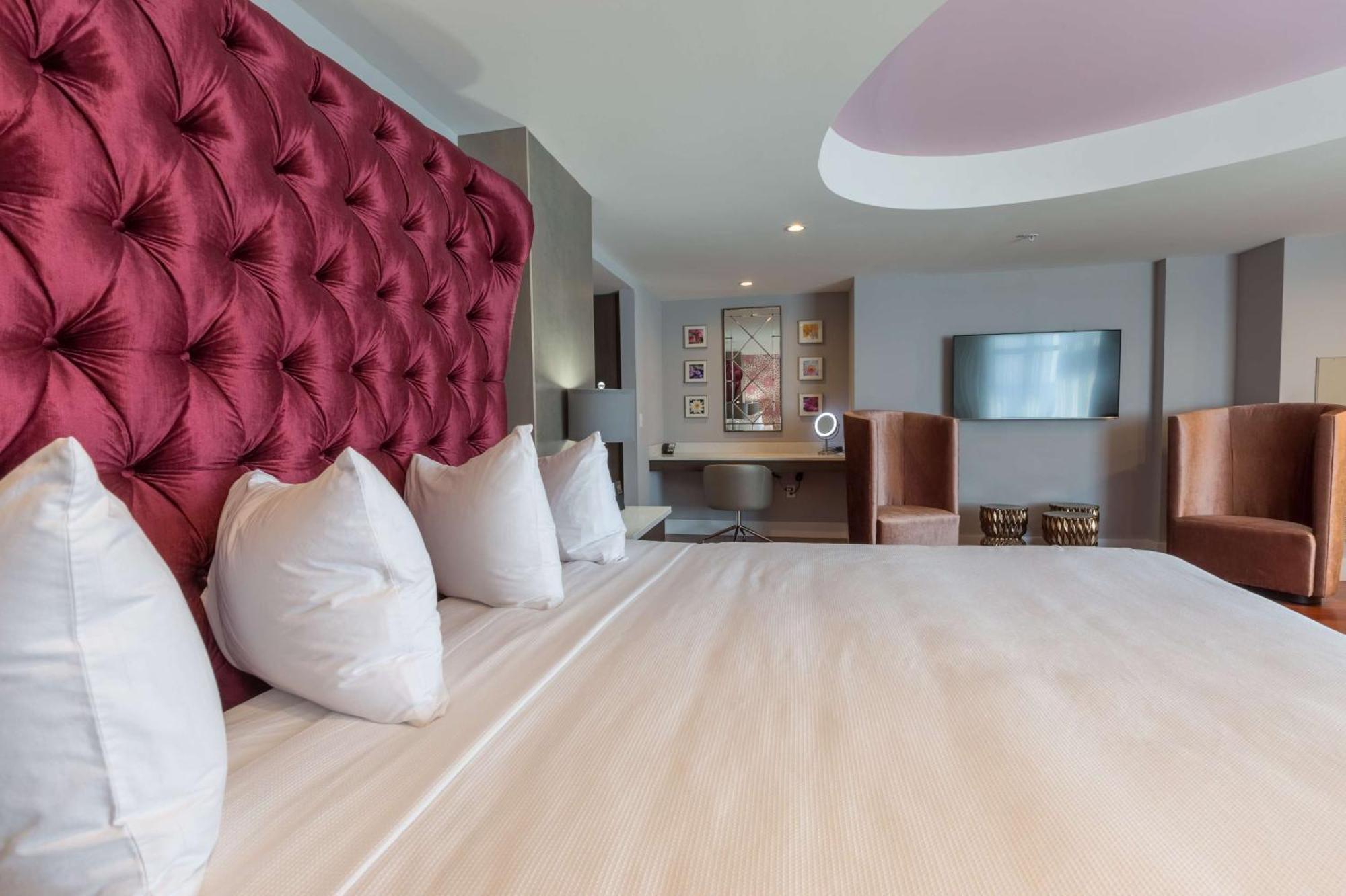 Doubletree By Hilton Asheville Downtown Extérieur photo
