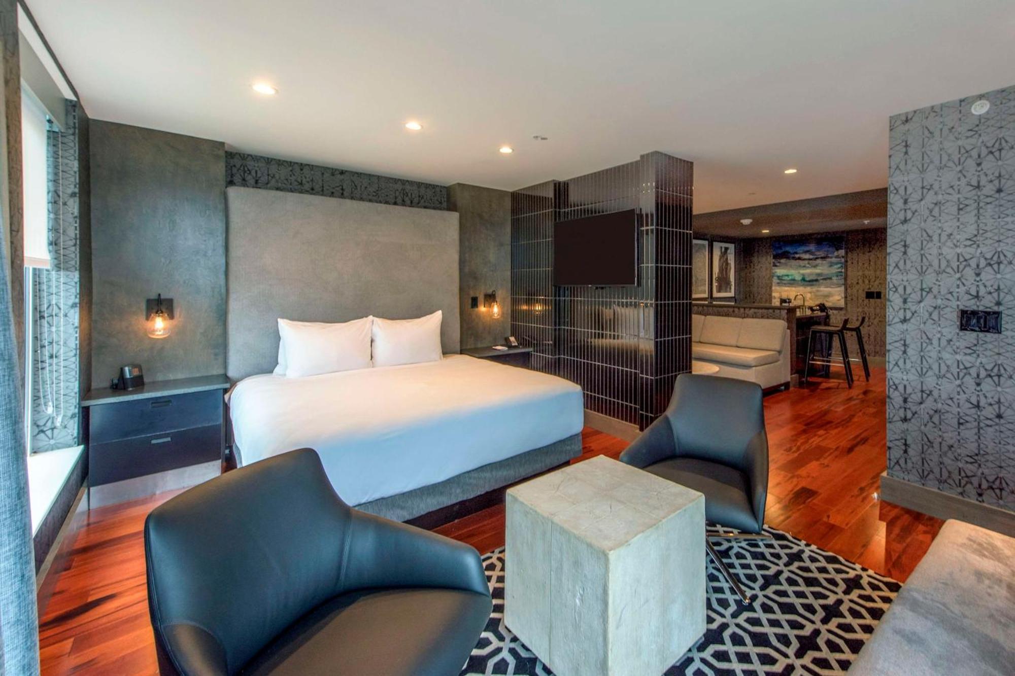 Doubletree By Hilton Asheville Downtown Extérieur photo