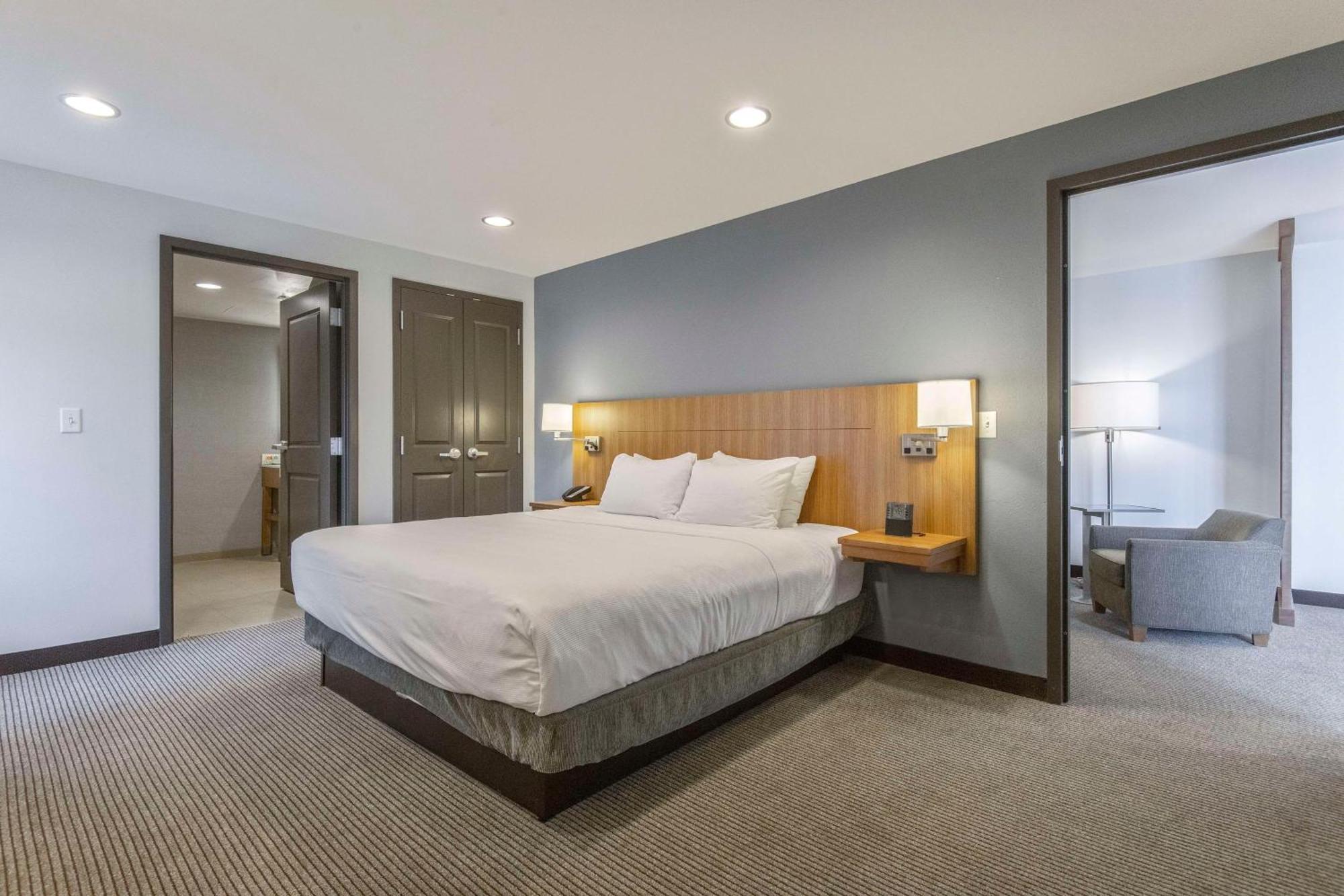 Doubletree By Hilton Asheville Downtown Extérieur photo