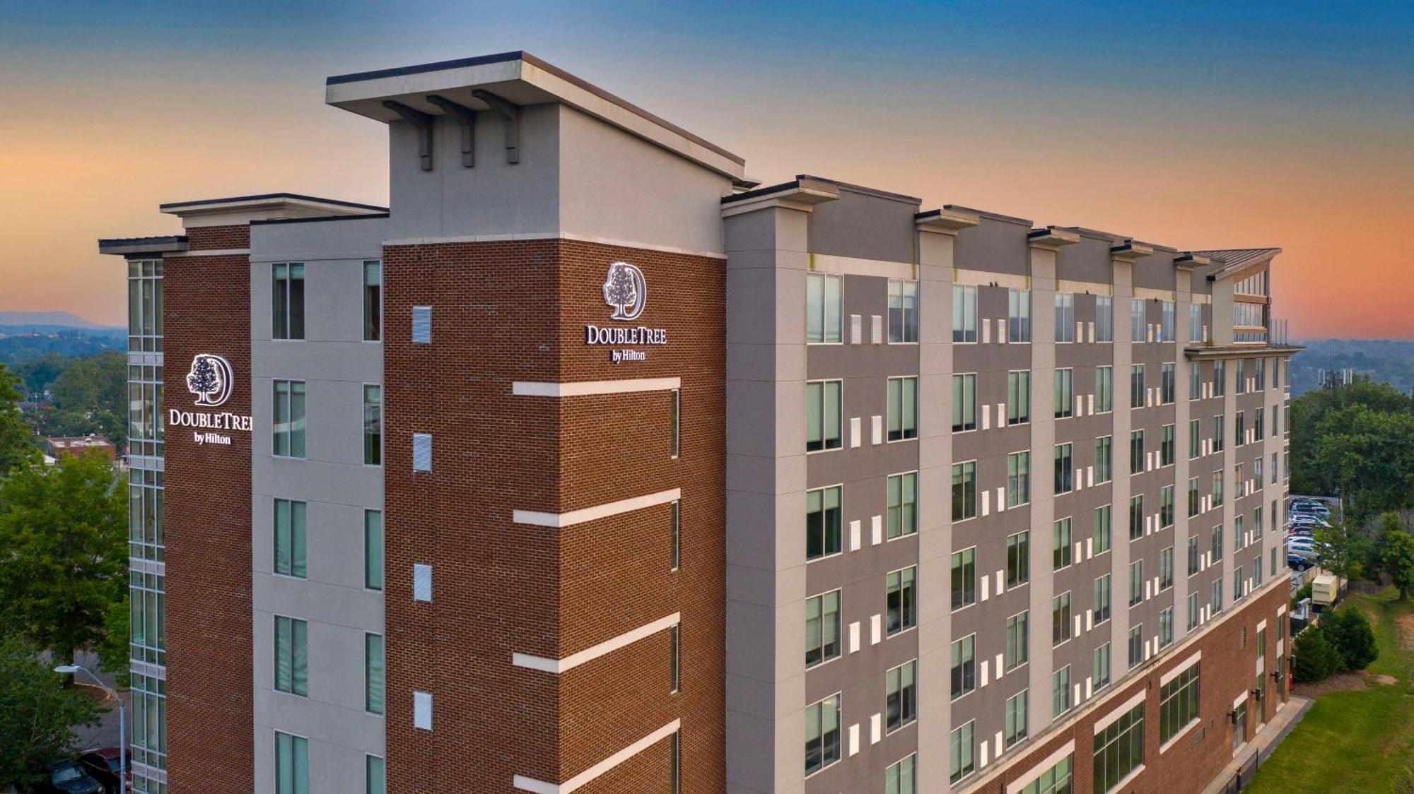 Doubletree By Hilton Asheville Downtown Extérieur photo