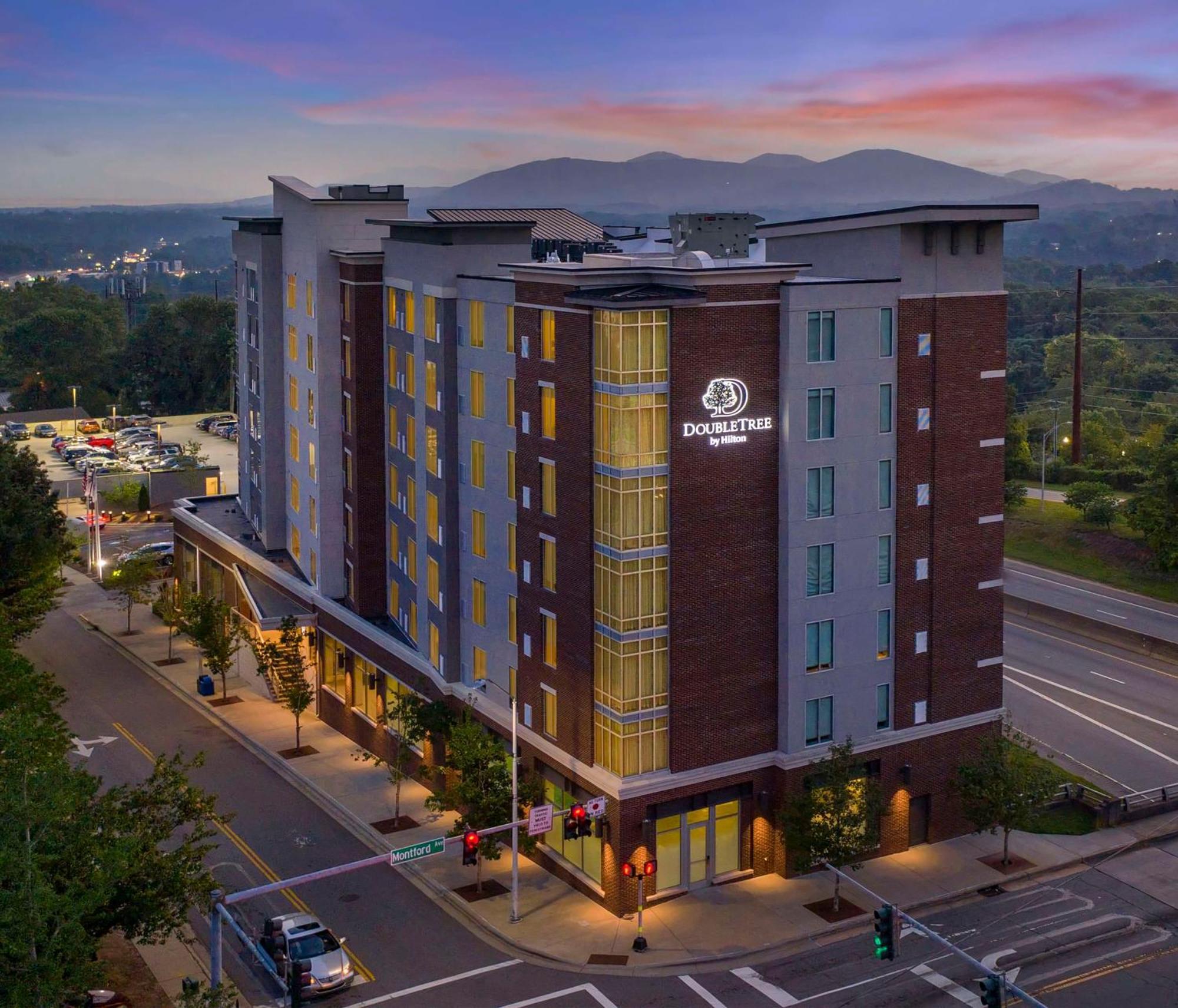 Doubletree By Hilton Asheville Downtown Extérieur photo